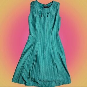 Enfocus Studio Women’s size 4 Green/Teal sleeveless dress